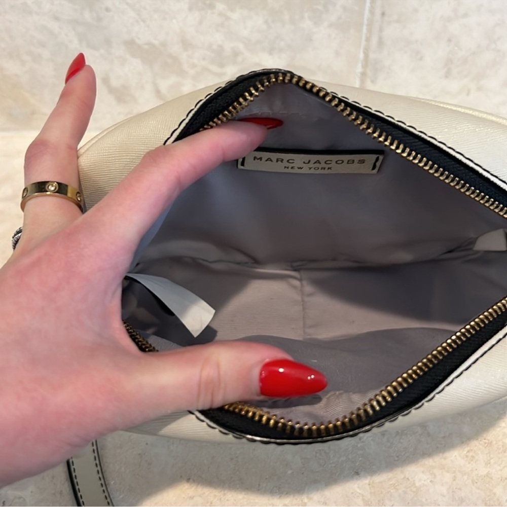 Marc Jacobs Crossbody Bag Cream - Picture 8 of 9